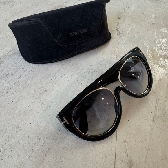 Tom Ford Black Gold Oversized Sunglasses - Picture 5 of 12